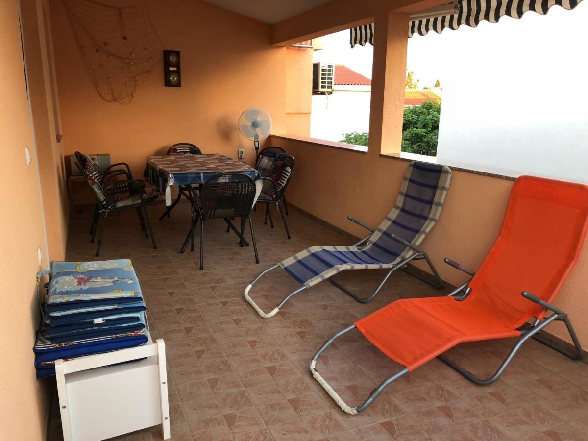 Apartman Luka Vir Apartment Екстериор снимка